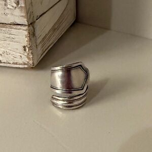HB Co. Spoon Ring Silver Plated Vintage 70’s Vibe. Approx Size 7